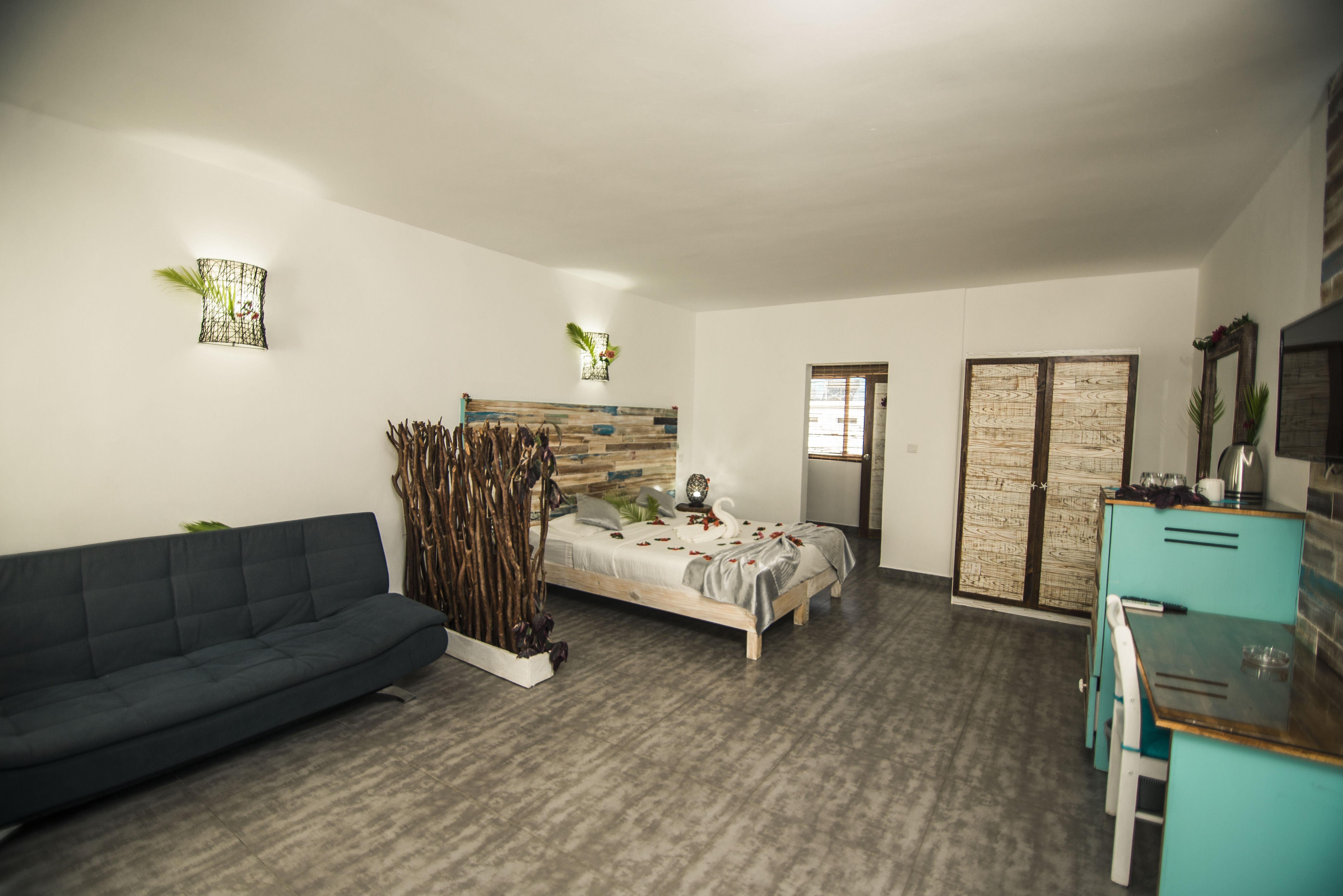 Stella Rina "Adults Only" Bed & Breakfast Grand Baie Bagian luar foto