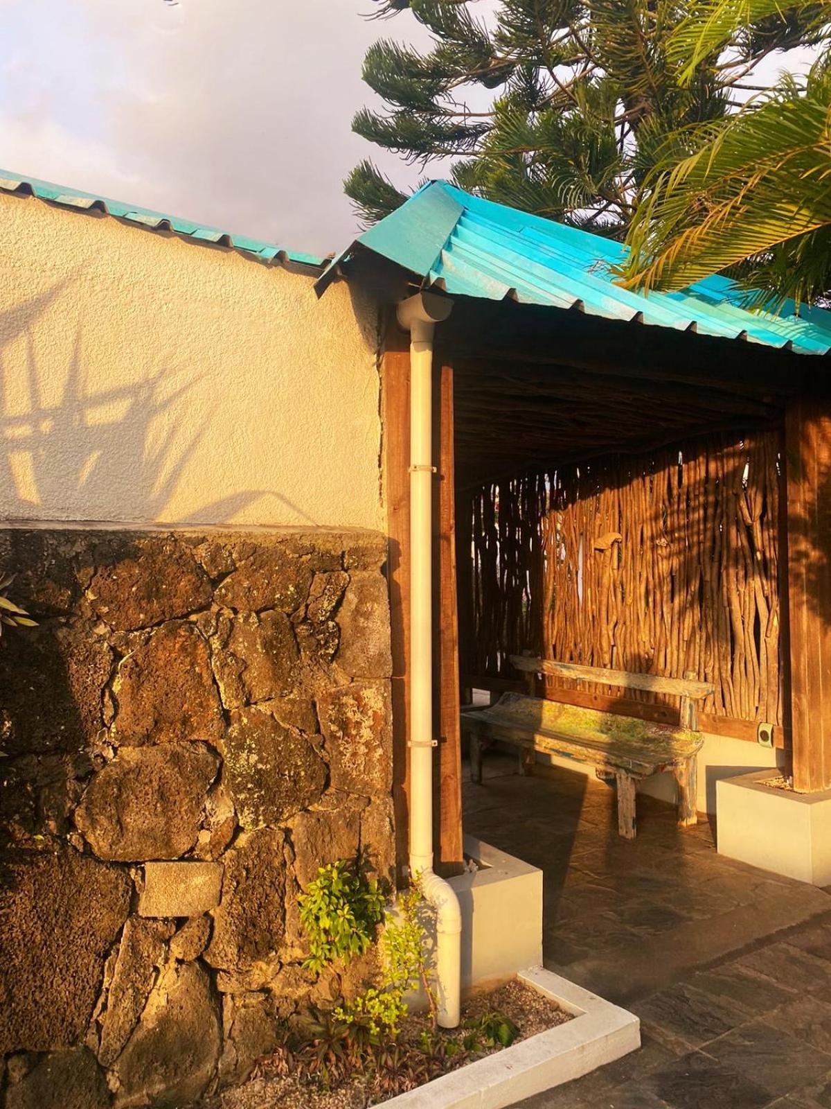 Stella Rina "Adults Only" Bed & Breakfast Grand Baie Bagian luar foto