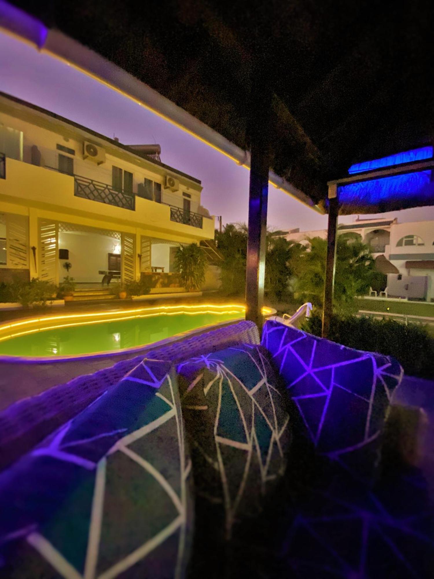 Stella Rina "Adults Only" Bed & Breakfast Grand Baie Bagian luar foto