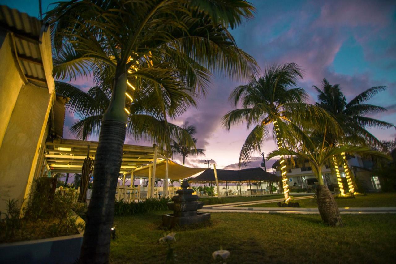 Stella Rina "Adults Only" Bed & Breakfast Grand Baie Bagian luar foto